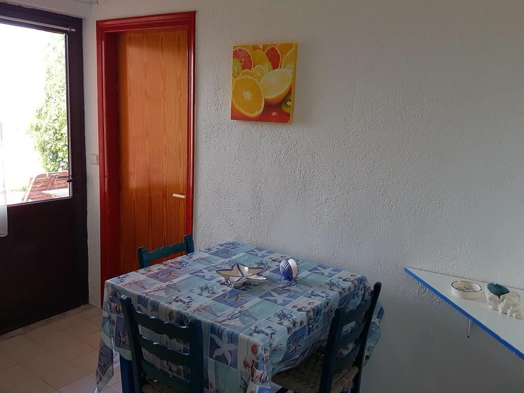 Melina'S Apartments Kalavárda Zewnętrze zdjęcie