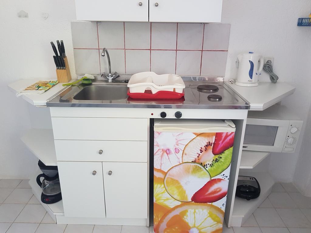 Melina'S Apartments Kalavárda Zewnętrze zdjęcie