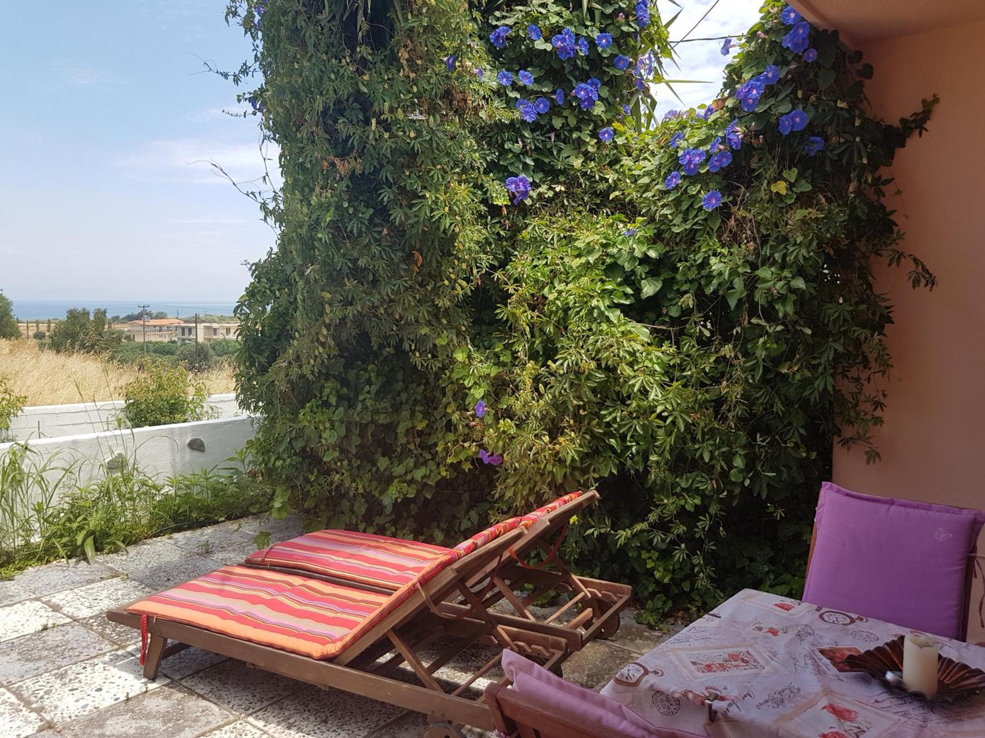 Melina'S Apartments Kalavárda Zewnętrze zdjęcie